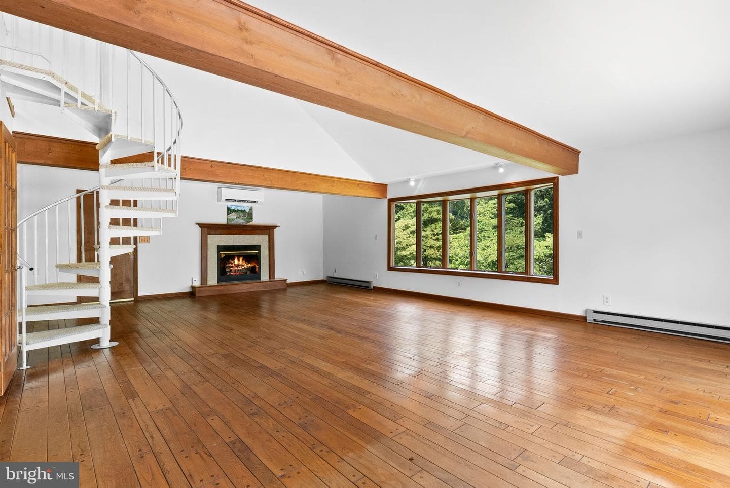 1619 Clearview Drive photo 9