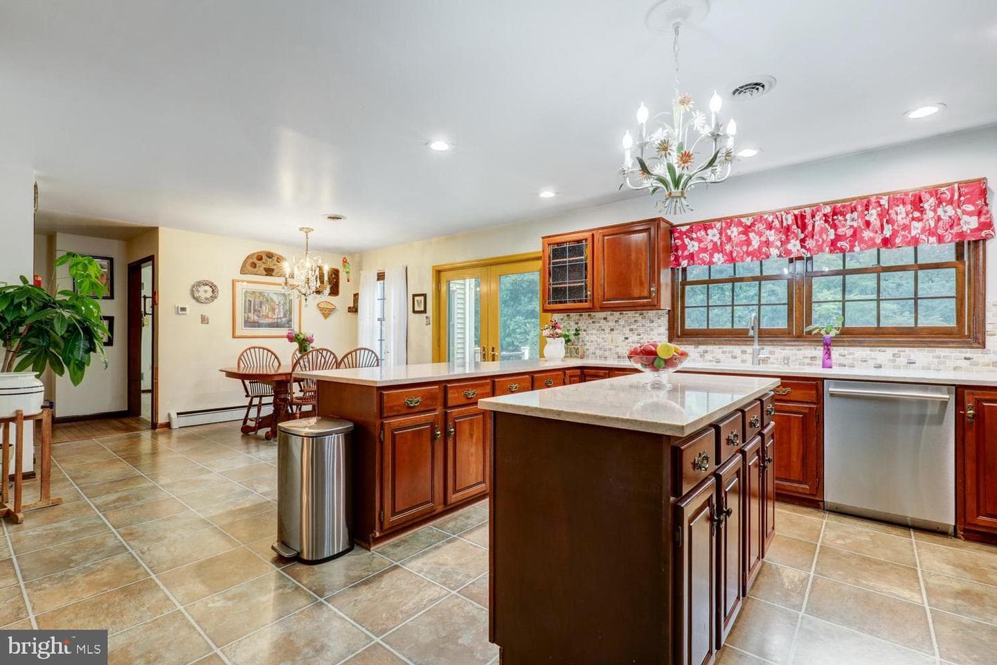 1142 Shenkel Road photo 9