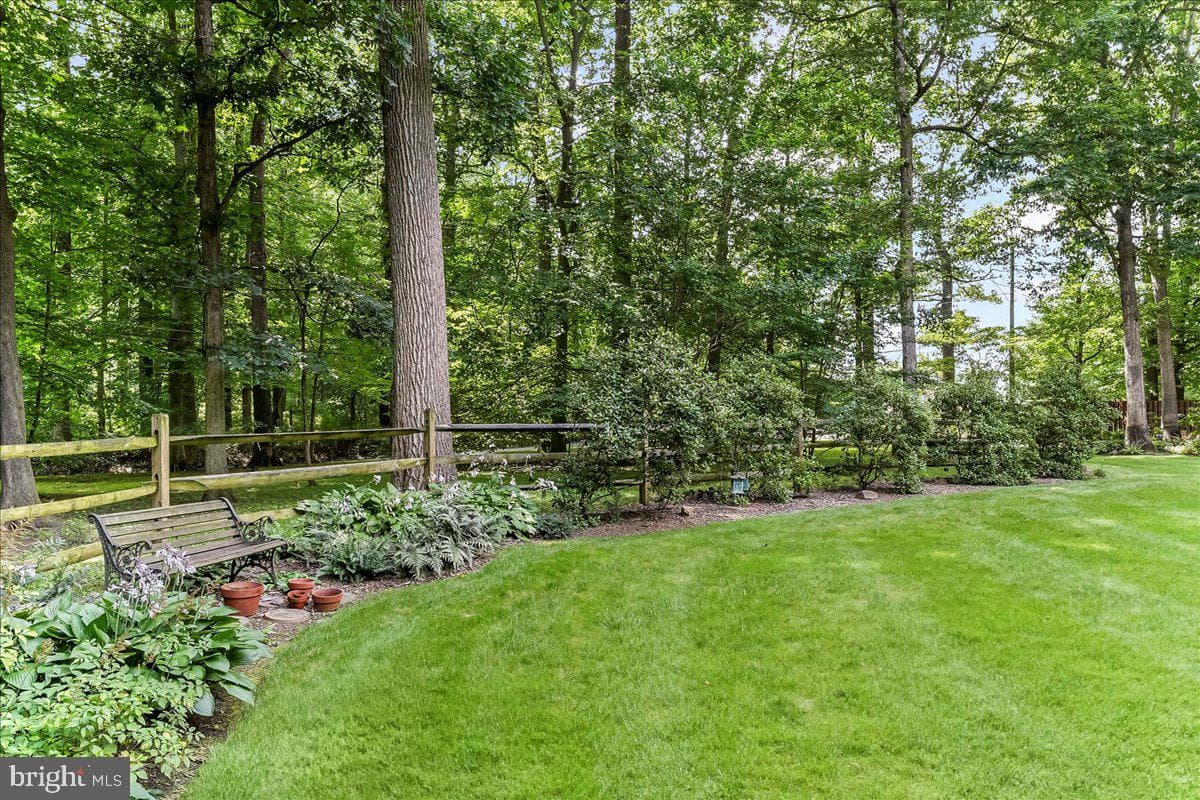 372 Hipkins Road photo 12