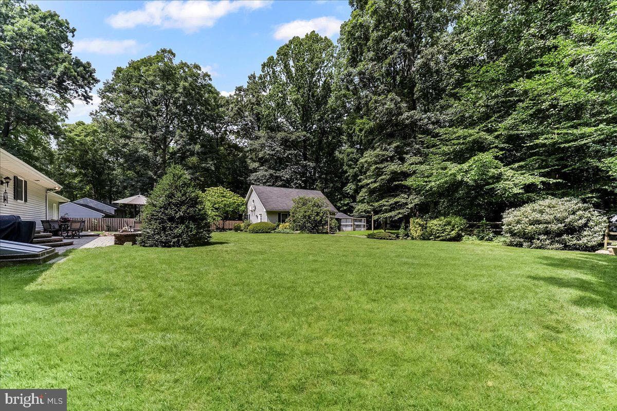 372 Hipkins Road photo 15