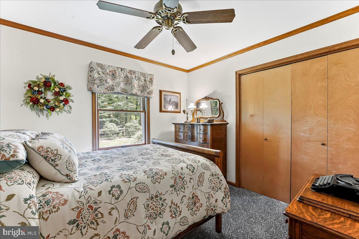 372 Hipkins Road photo 33