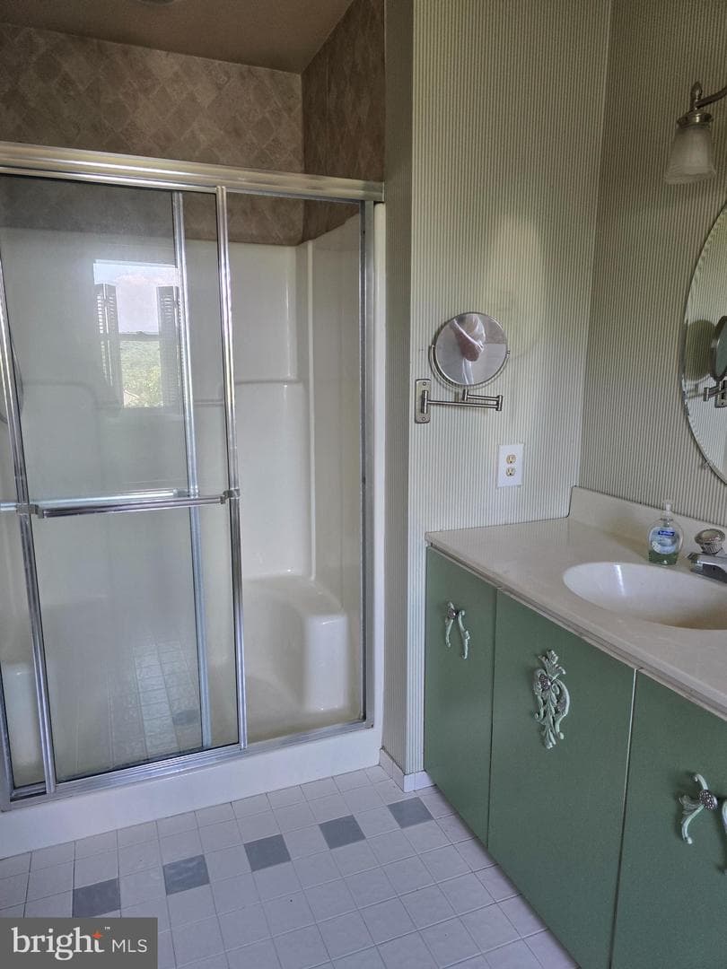 103 Lakeside Drive photo 24