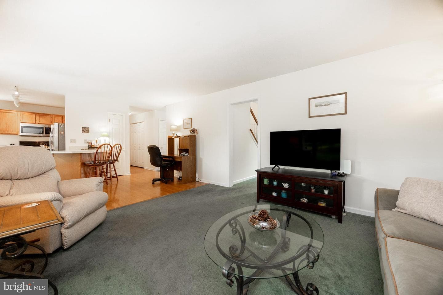 28 Northfield Drive photo 9
