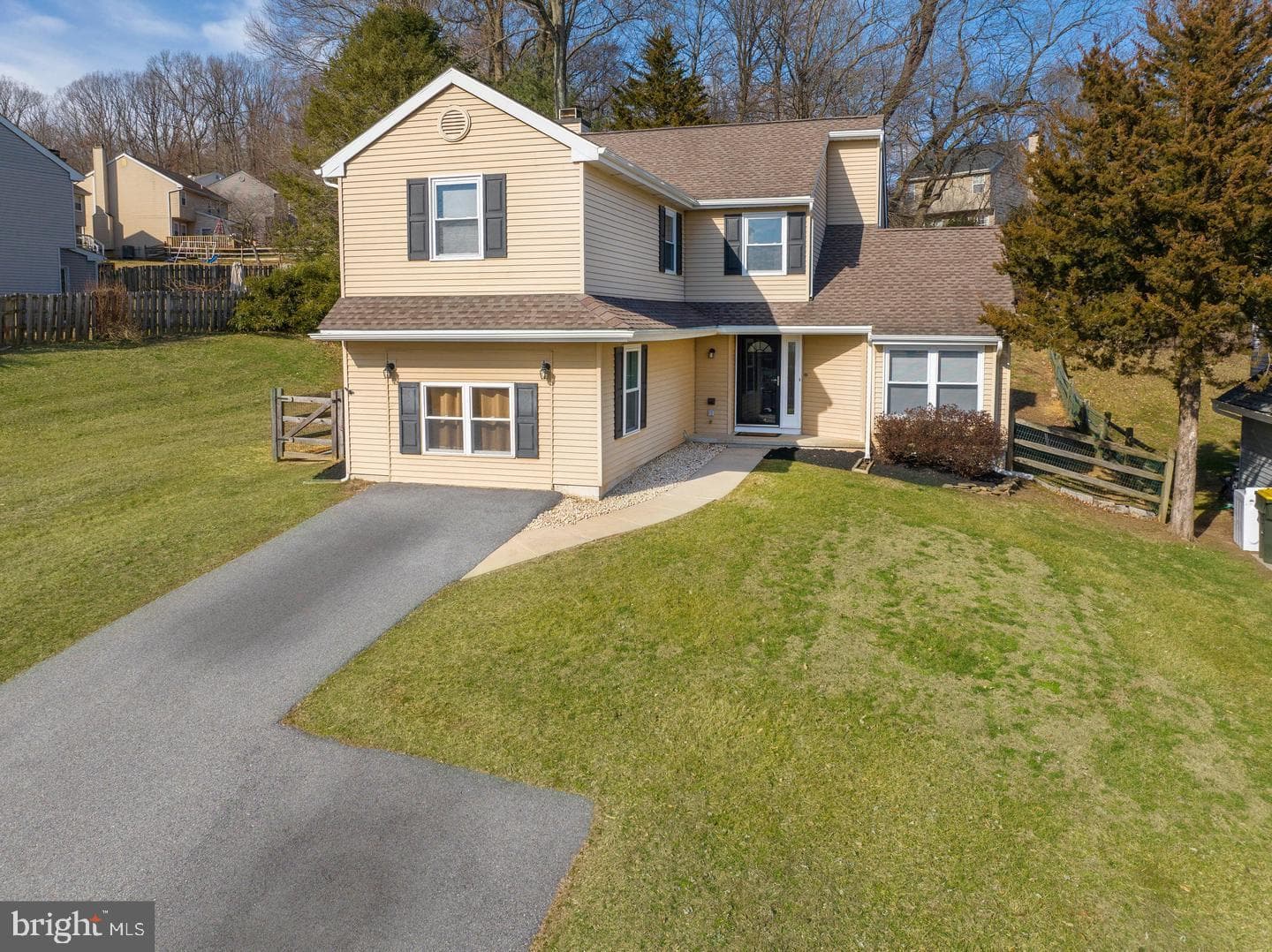 1213 Delaware Lane photo 1