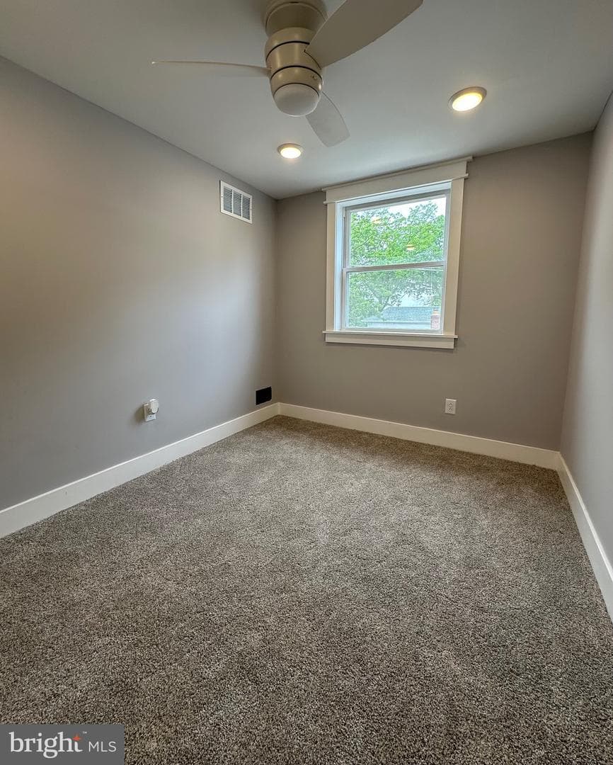 917 Oxford Avenue photo 13