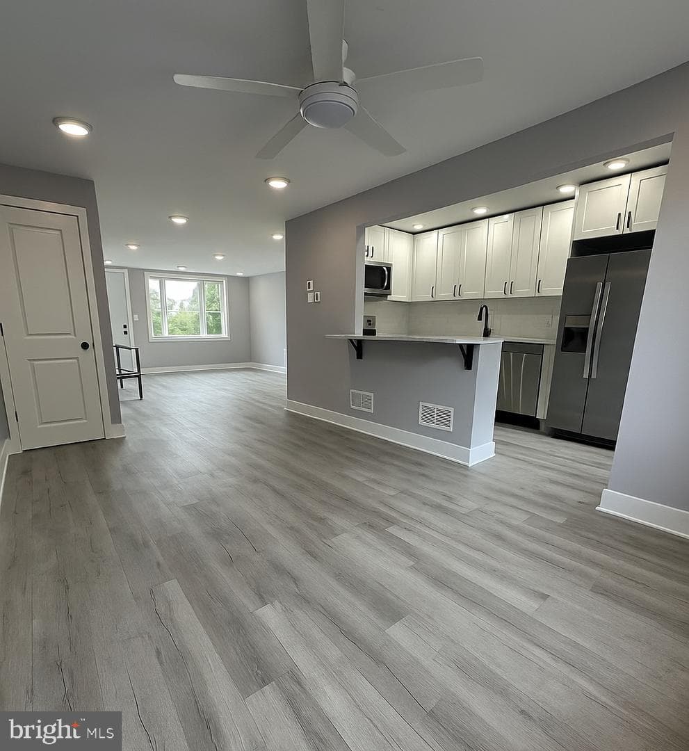 917 Oxford Avenue photo 4