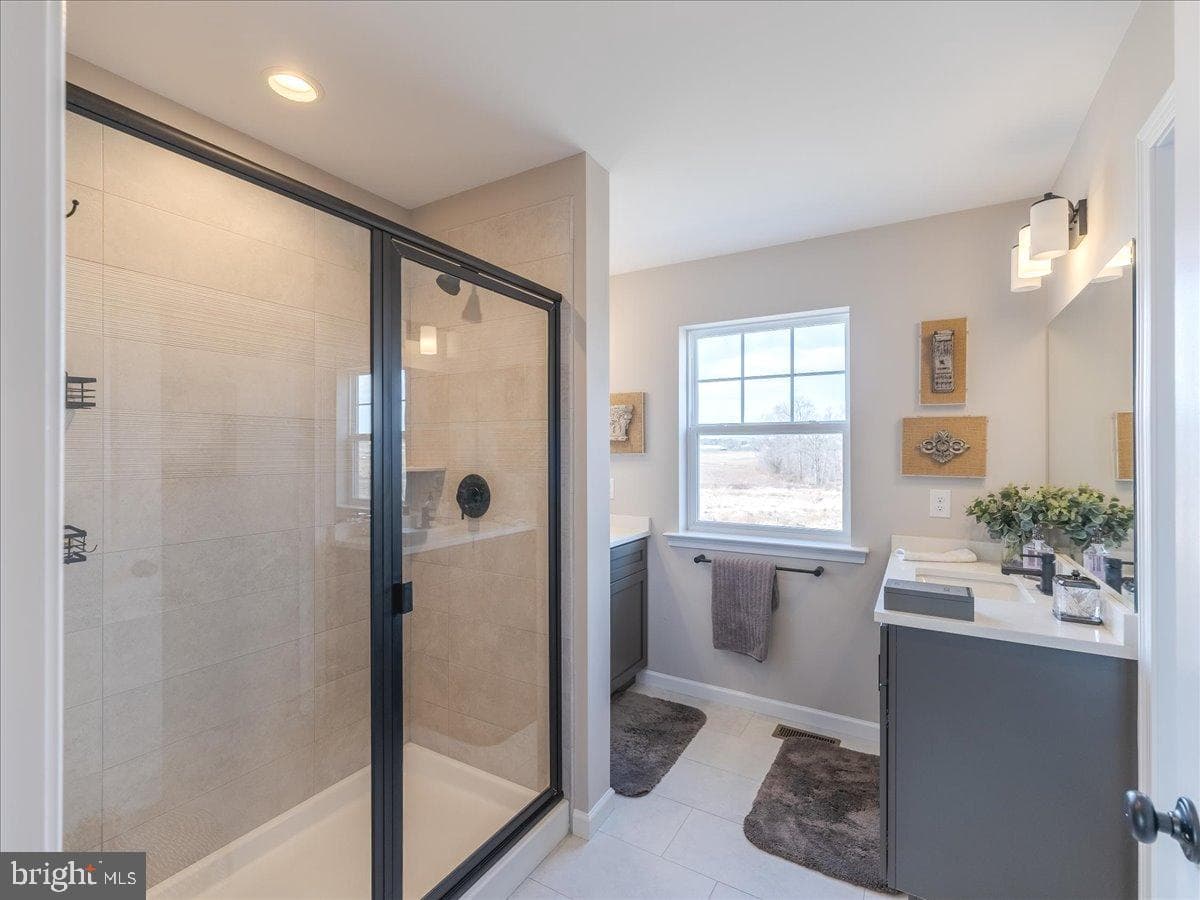 190 Petrelia Drive photo 19