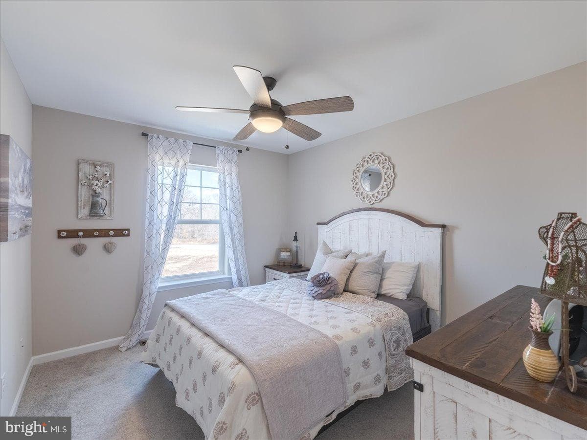 190 Petrelia Drive photo 25