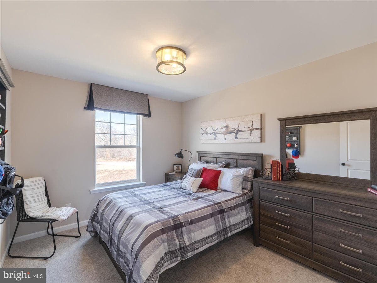 190 Petrelia Drive photo 27