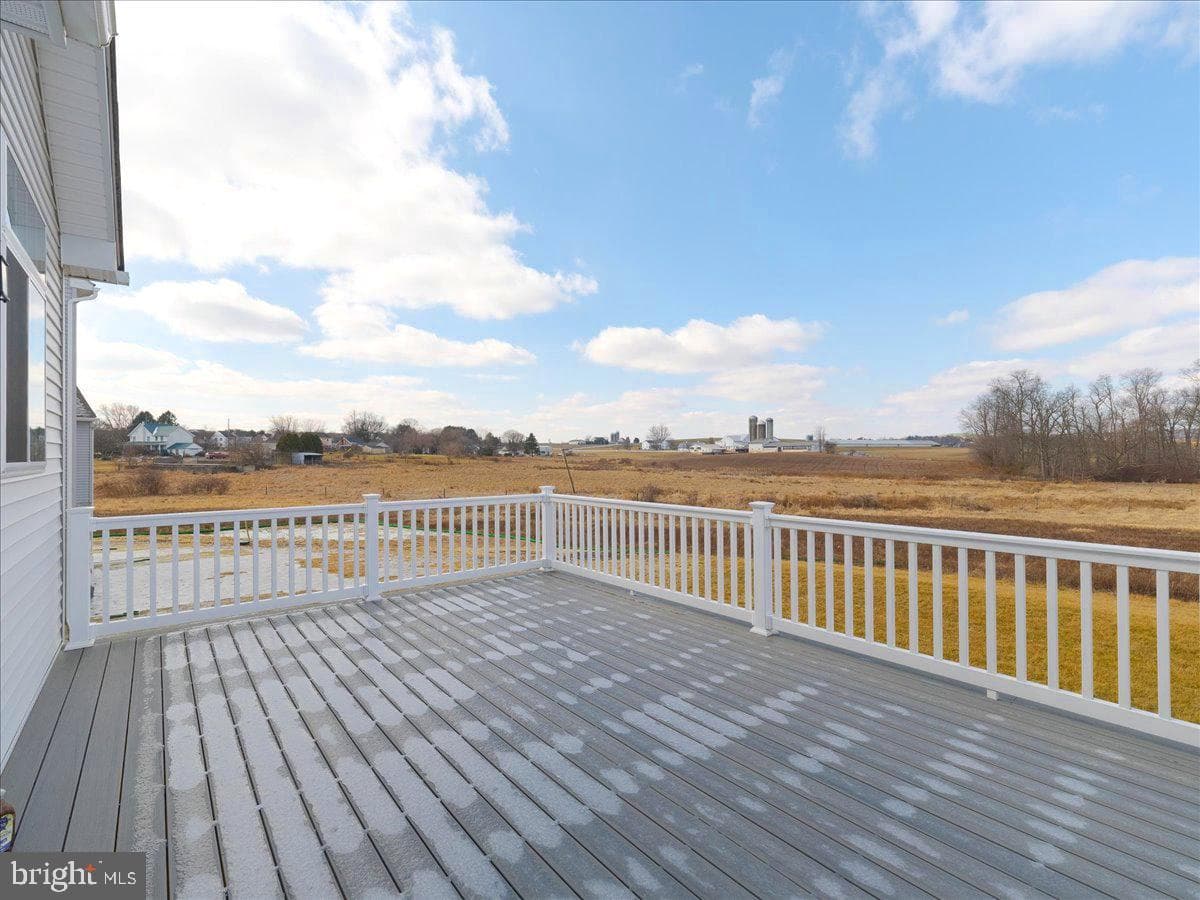 190 Petrelia Drive photo 32