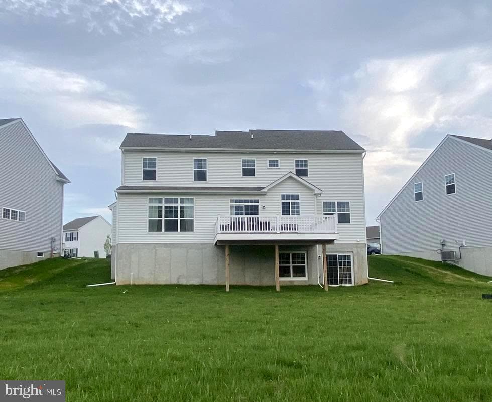 190 Petrelia Drive photo 35