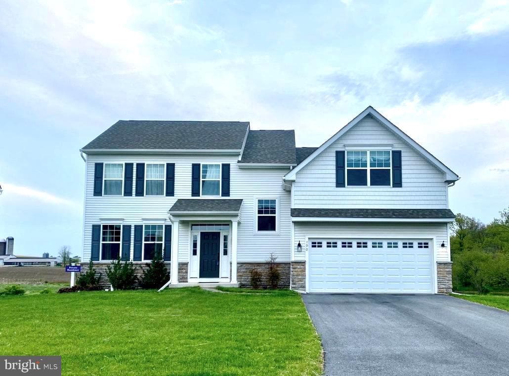 190 Petrelia Drive photo 38