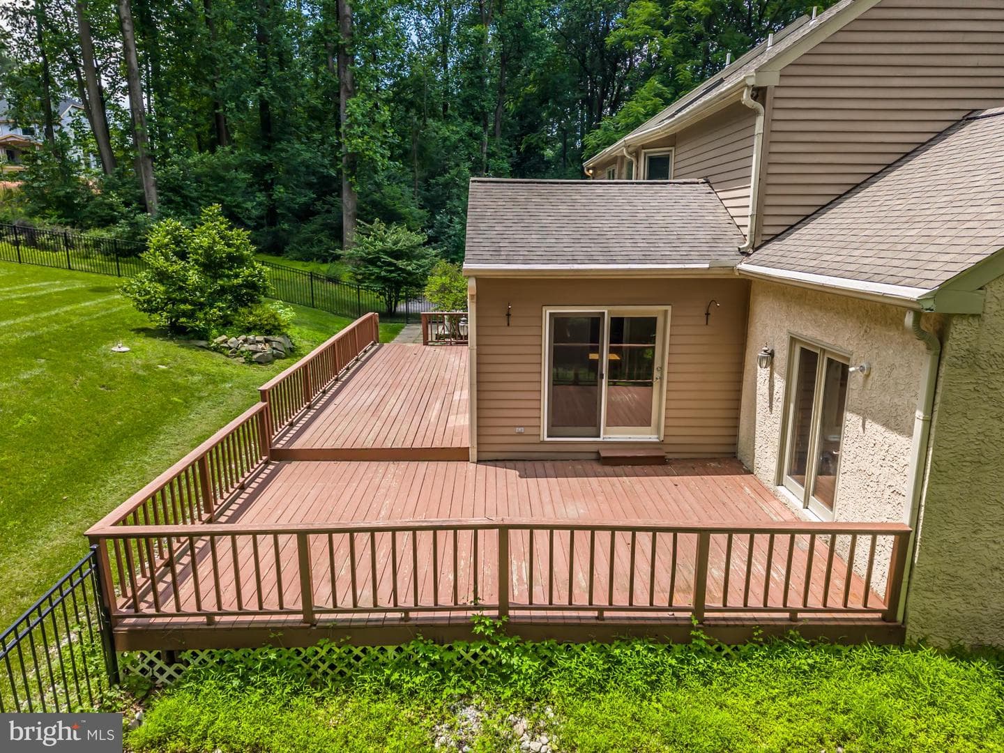 1024 Tinkerhill Lane photo 13