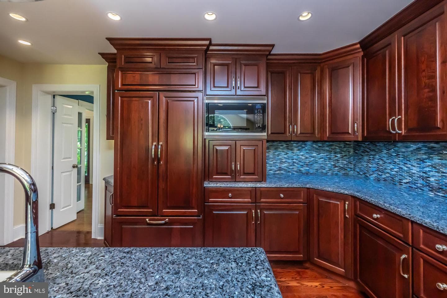 1024 Tinkerhill Lane photo 23