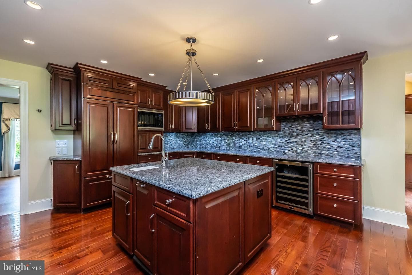 1024 Tinkerhill Lane photo 24