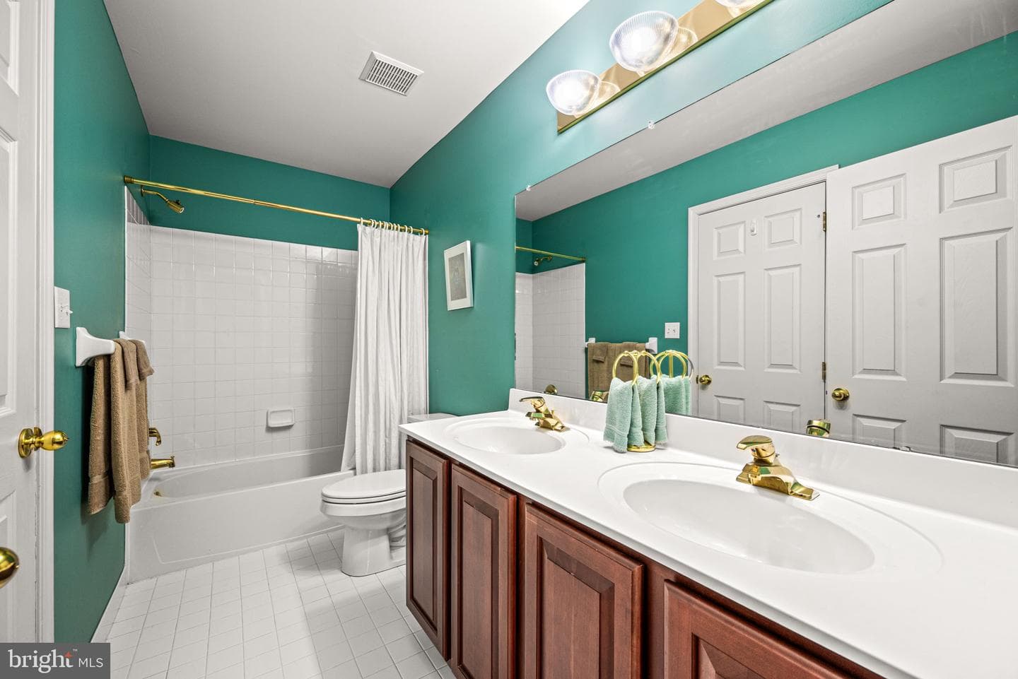 1201 Whispering Brooke Drive photo 14