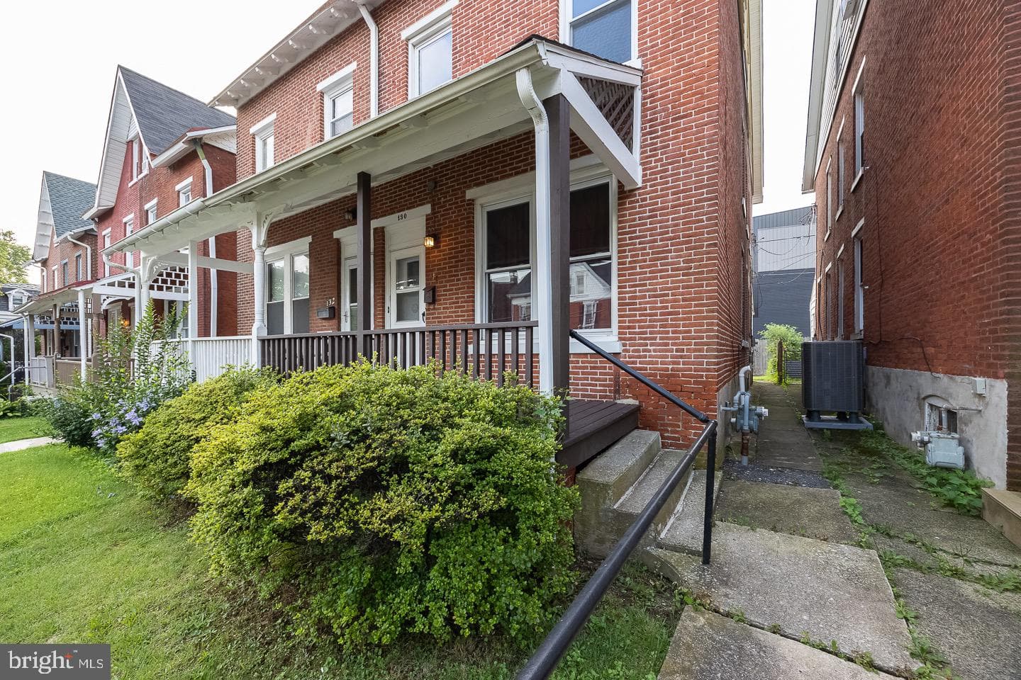 130 Lacey Street photo 1