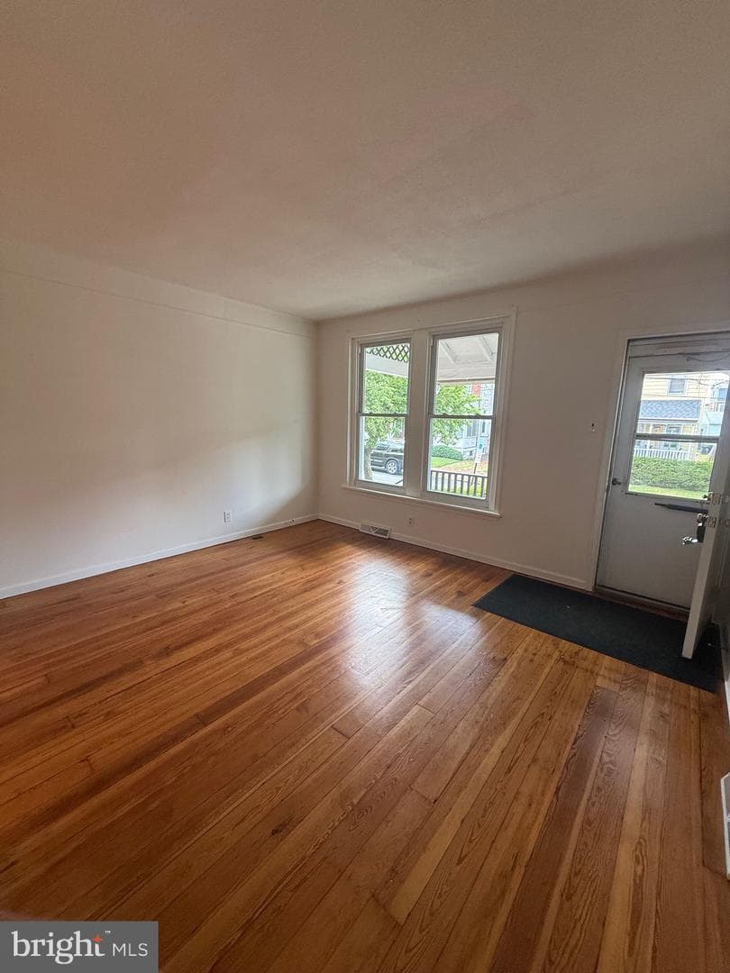 130 Lacey Street photo 10