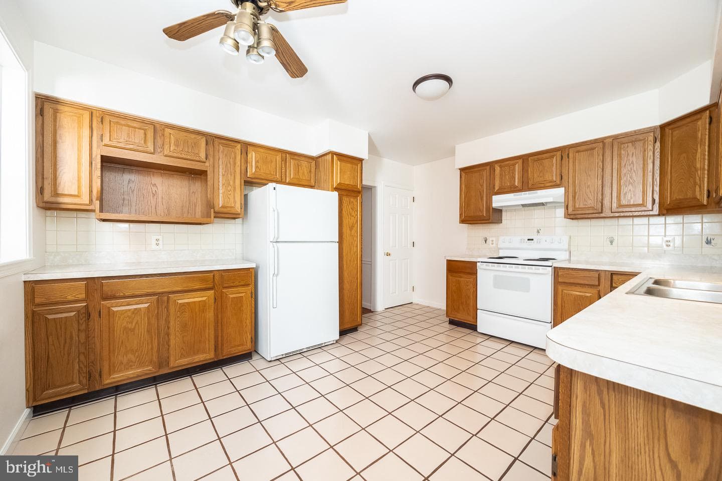 130 Lacey Street photo 19