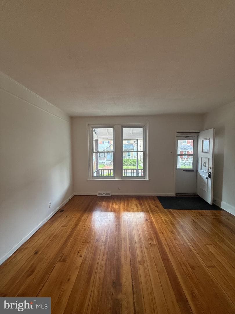130 Lacey Street photo 9