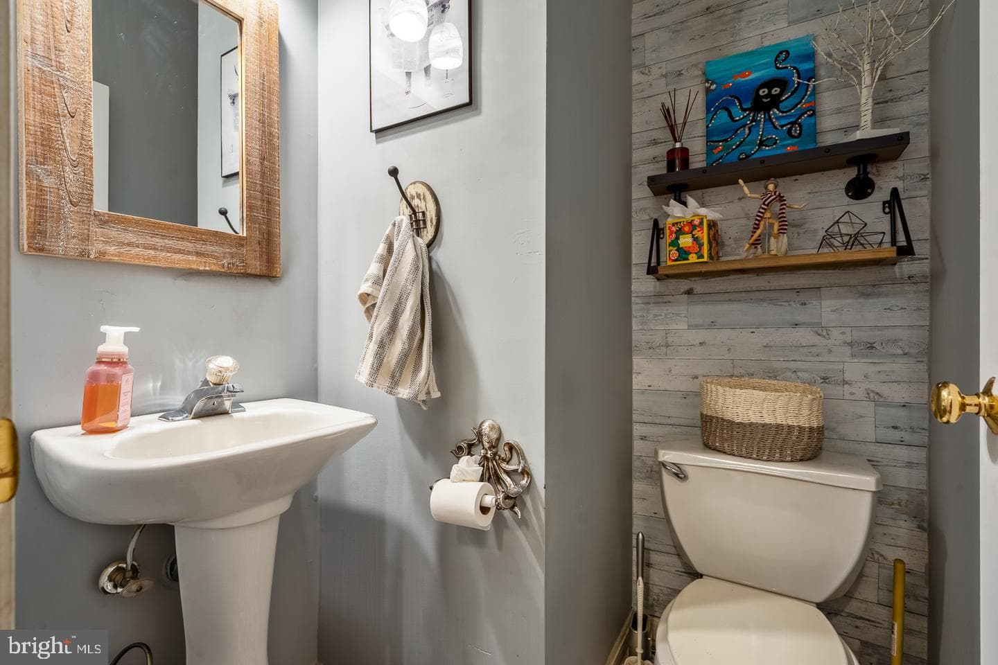 132 Newport Circle photo 10