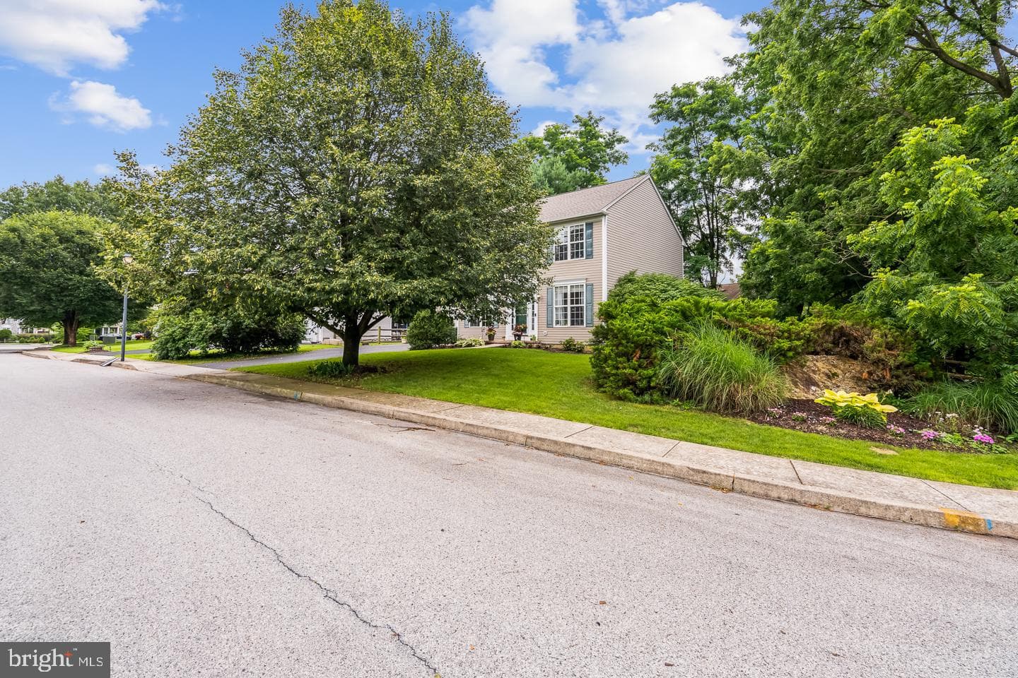 132 Newport Circle photo 17