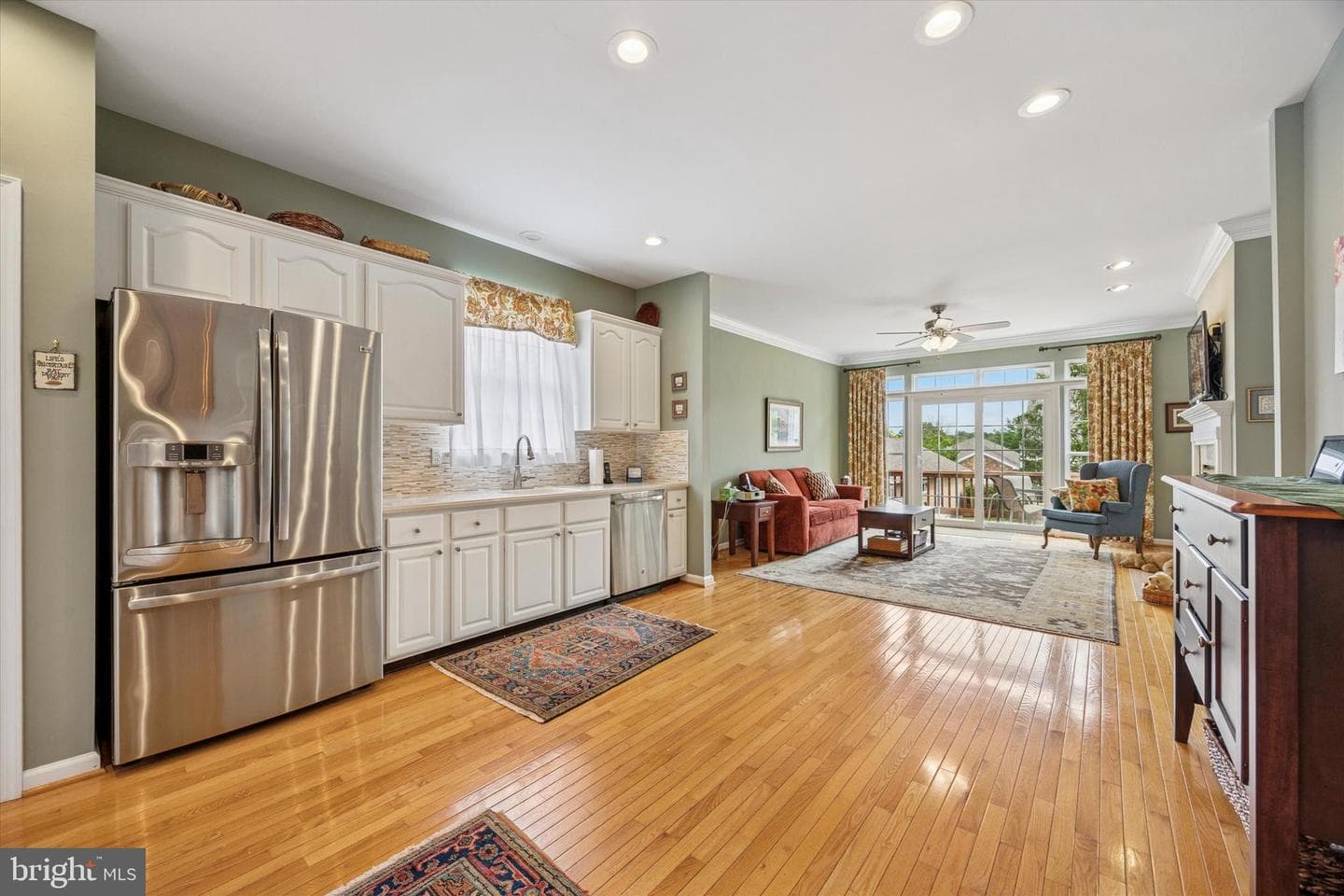 1460 Quaker Ridge #1460 photo 11