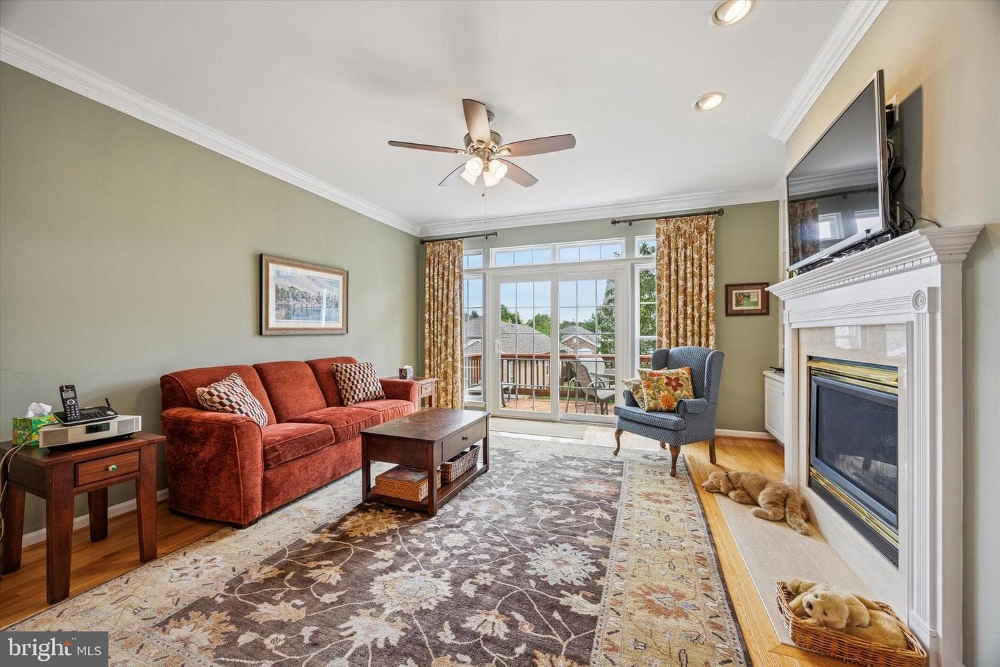 1460 Quaker Ridge #1460 photo 8