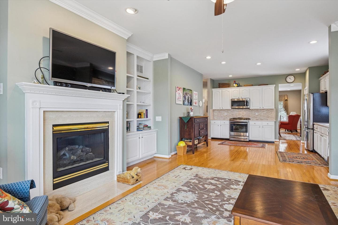 1460 Quaker Ridge #1460 photo 9