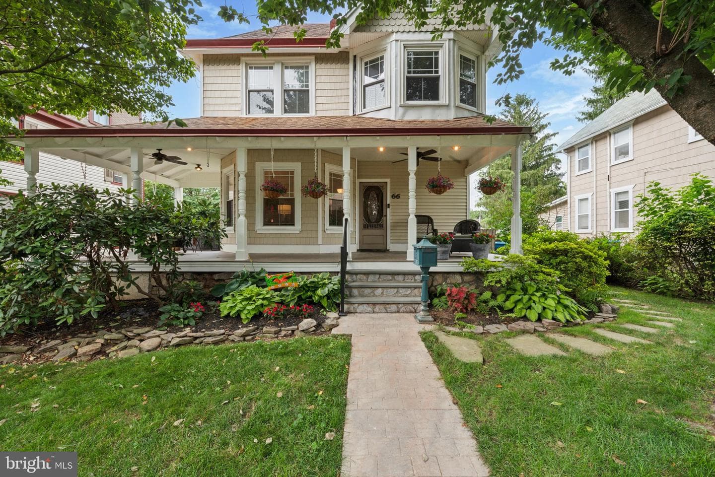 66 Waterloo Avenue photo 1