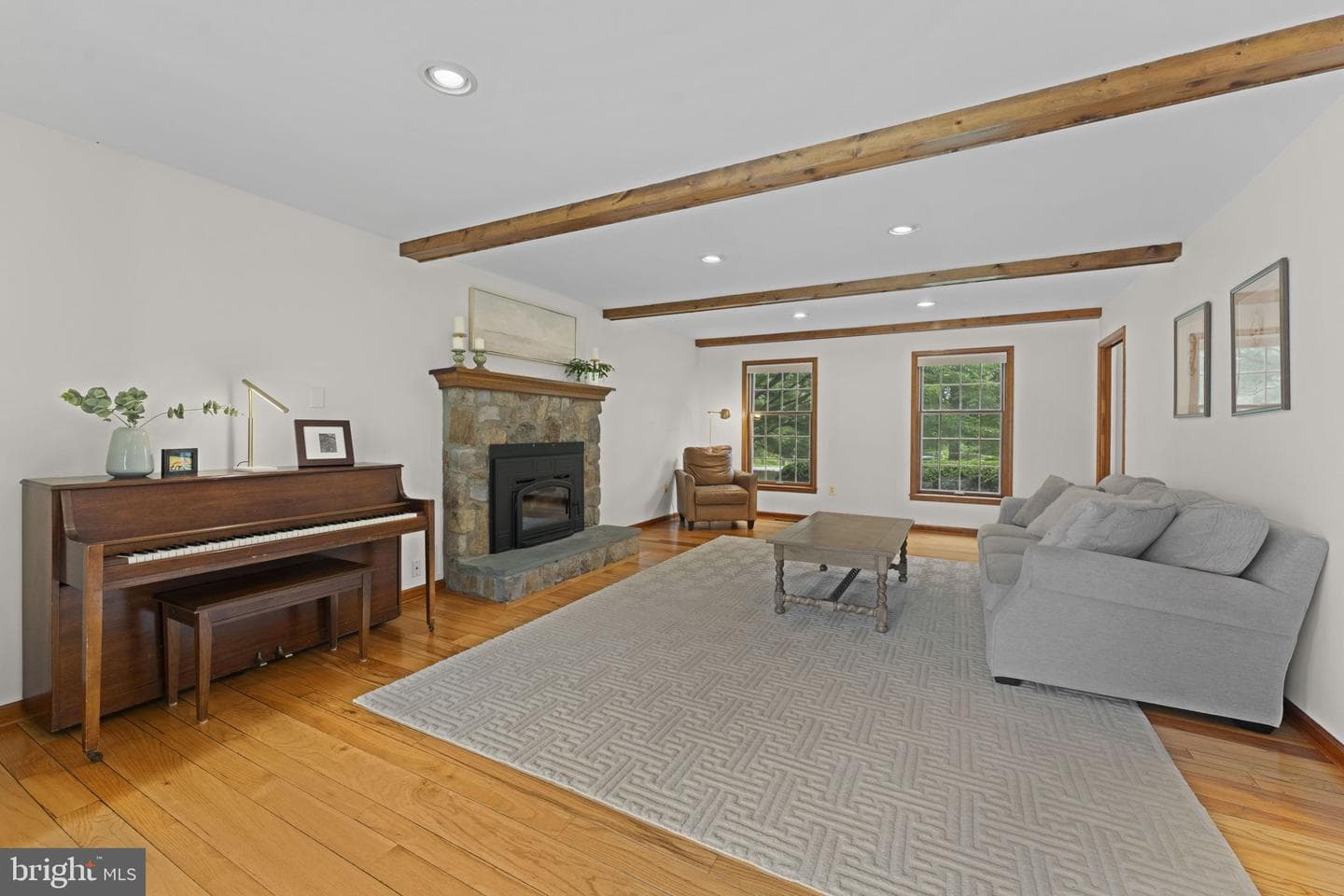 1183 Hampshire Place photo 16