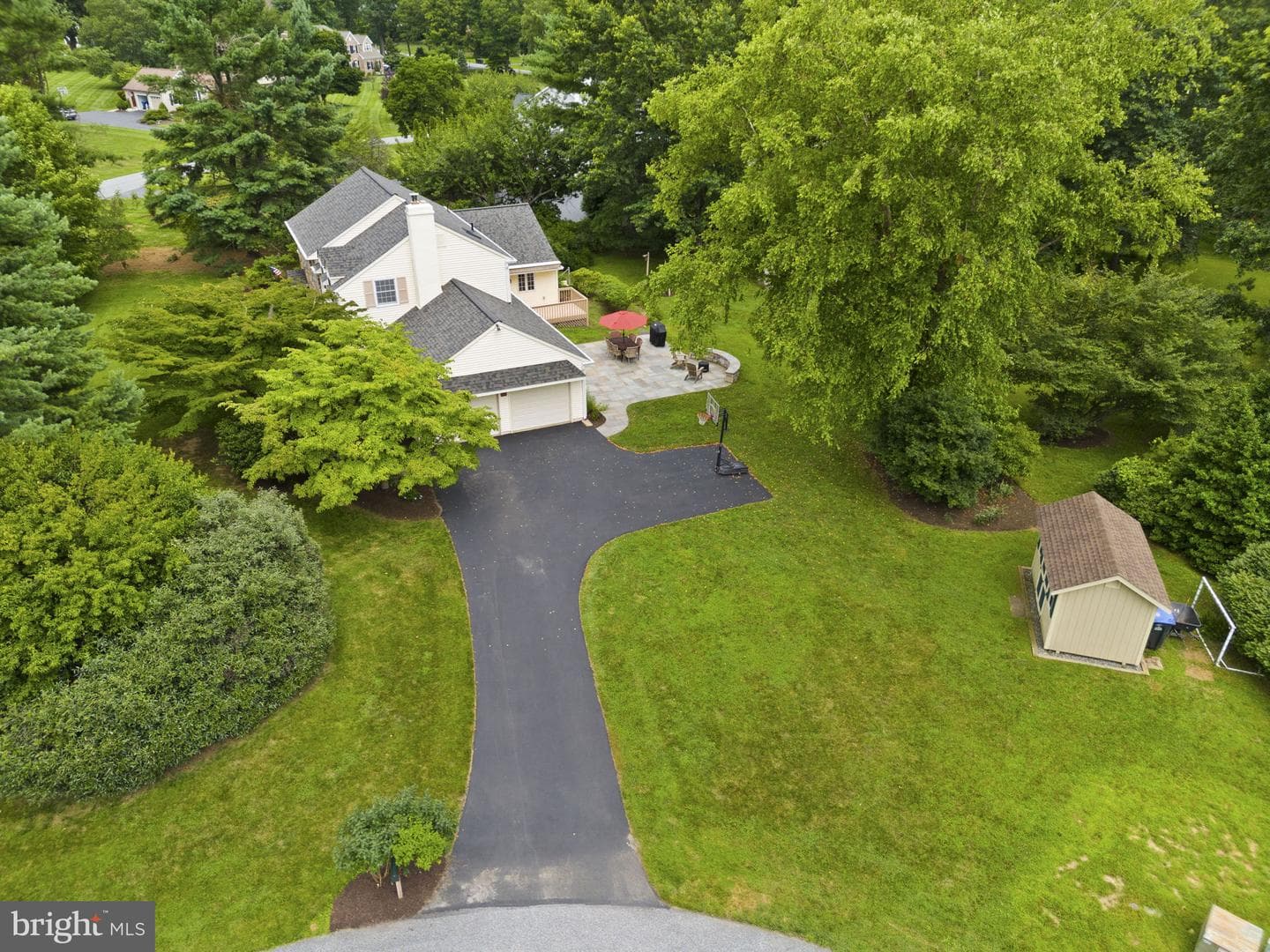 1183 Hampshire Place photo 38
