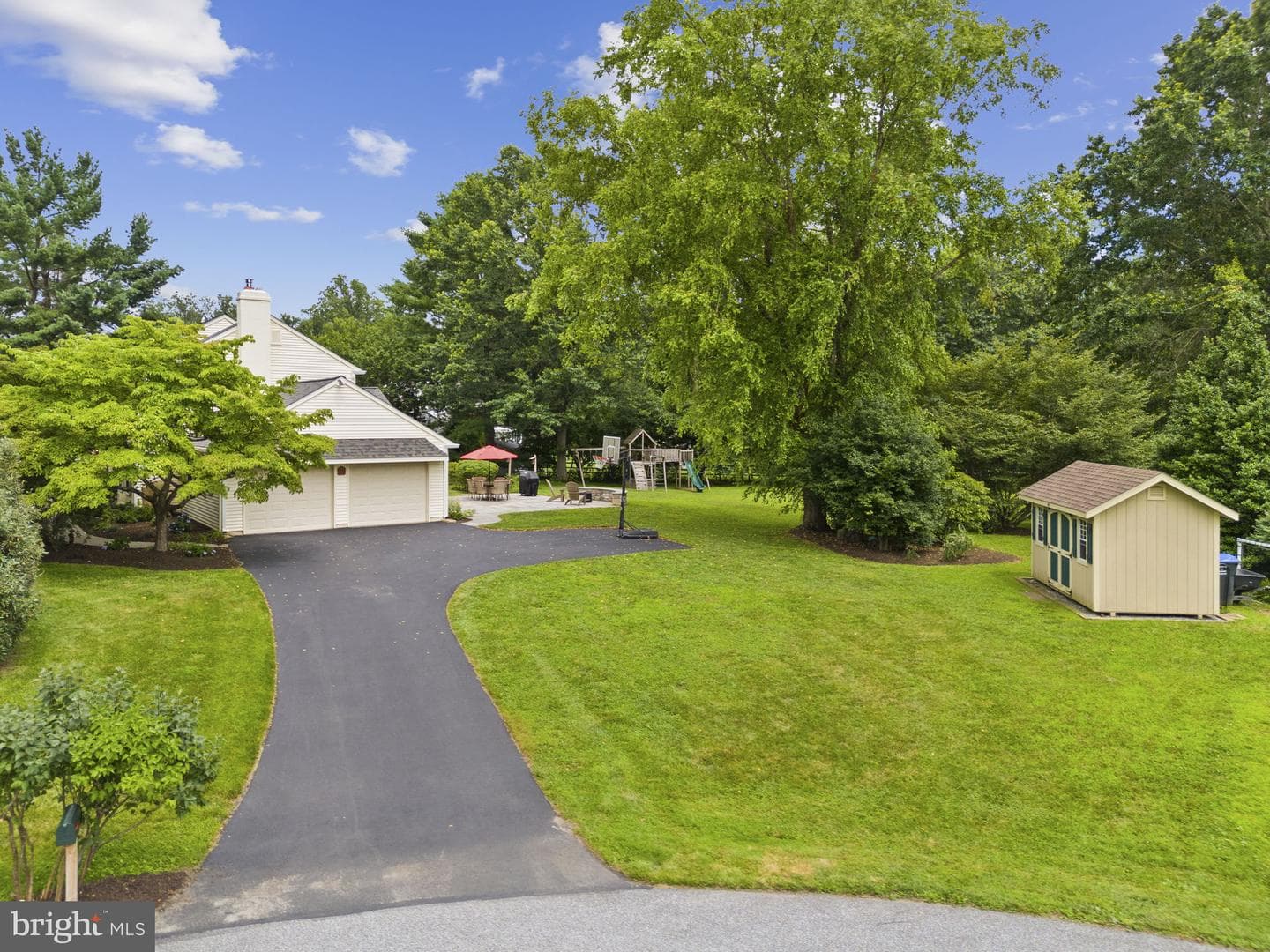 1183 Hampshire Place photo 39