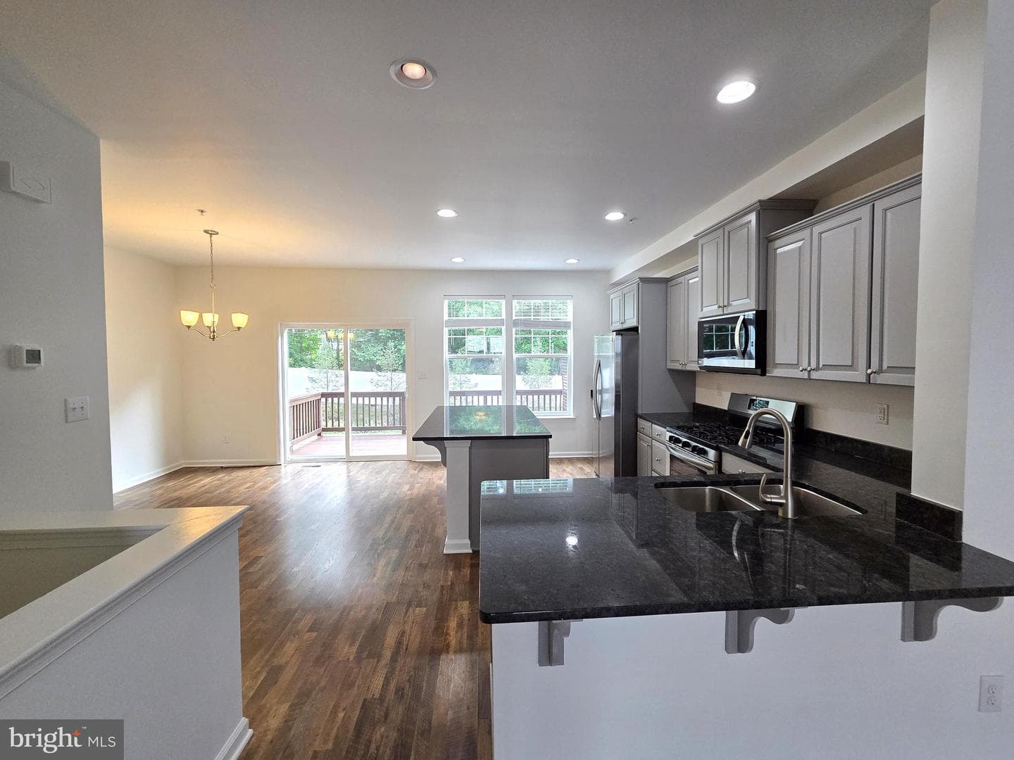 320 Dawson Place photo 14
