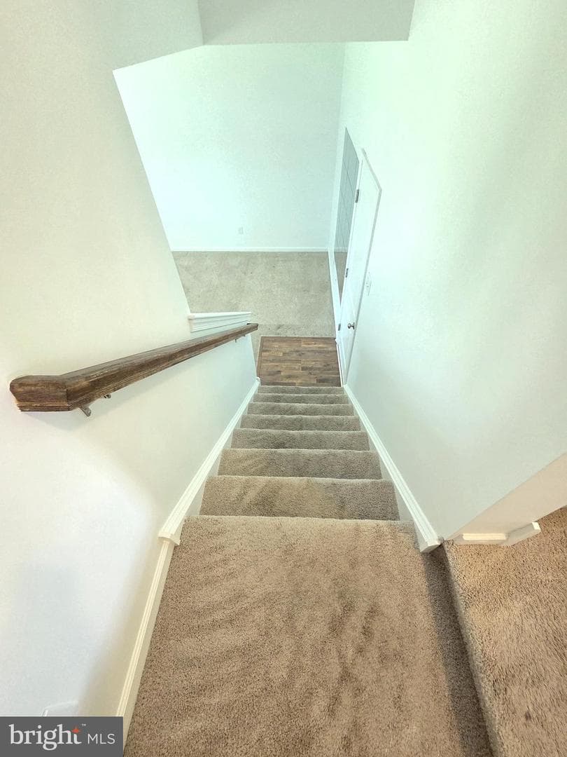 320 Dawson Place photo 38