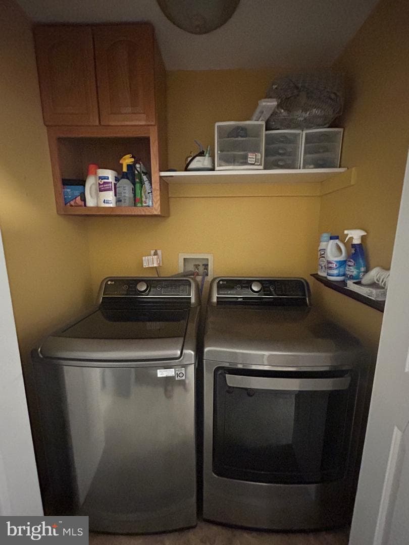 253 Thia Court photo 17