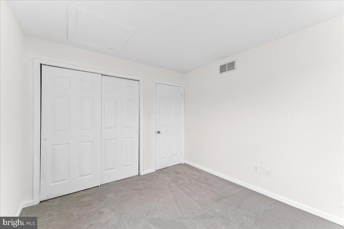 137 Whispering Oaks Drive #2001 photo 26