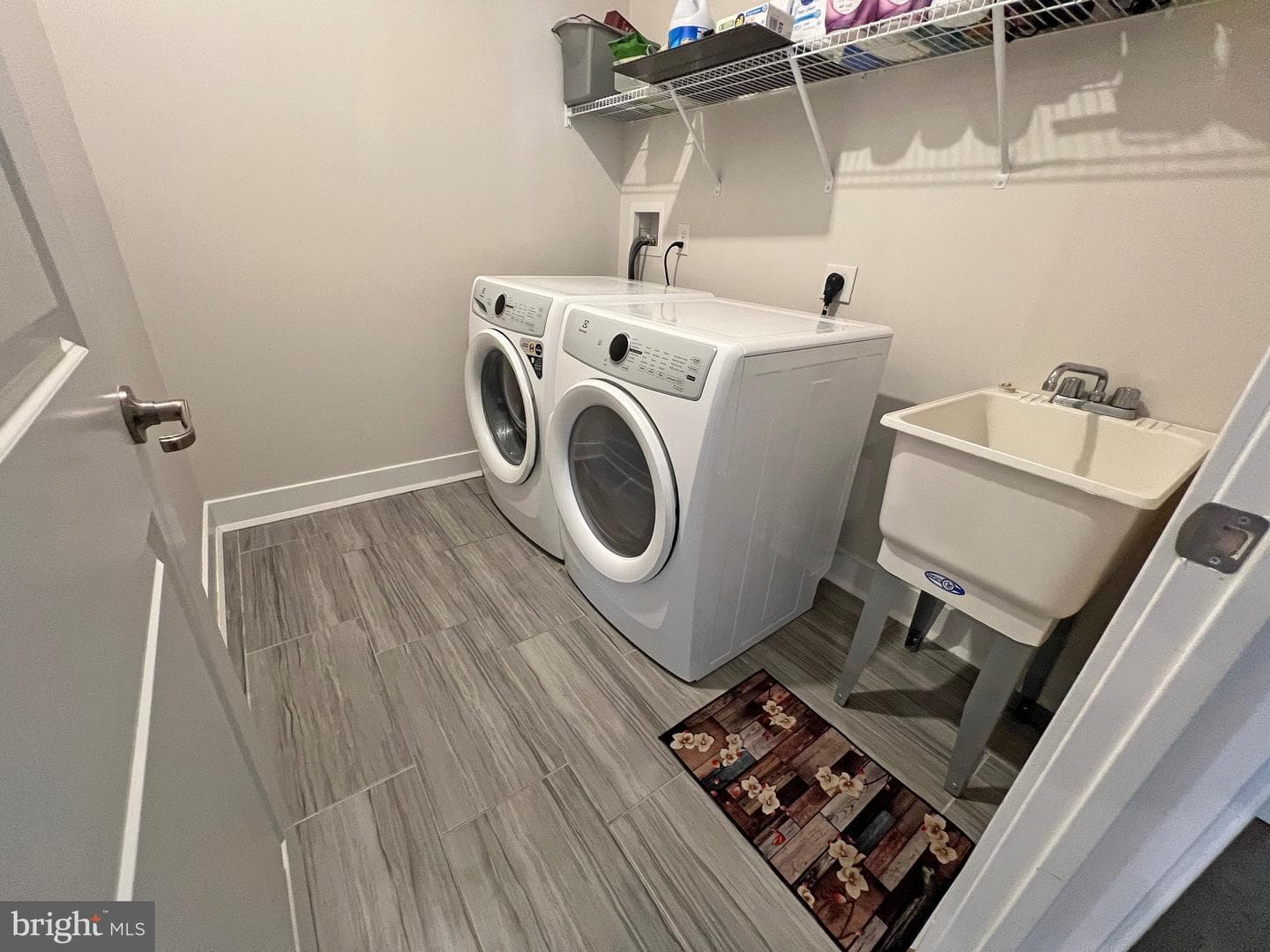 106 Lilac Court photo 32