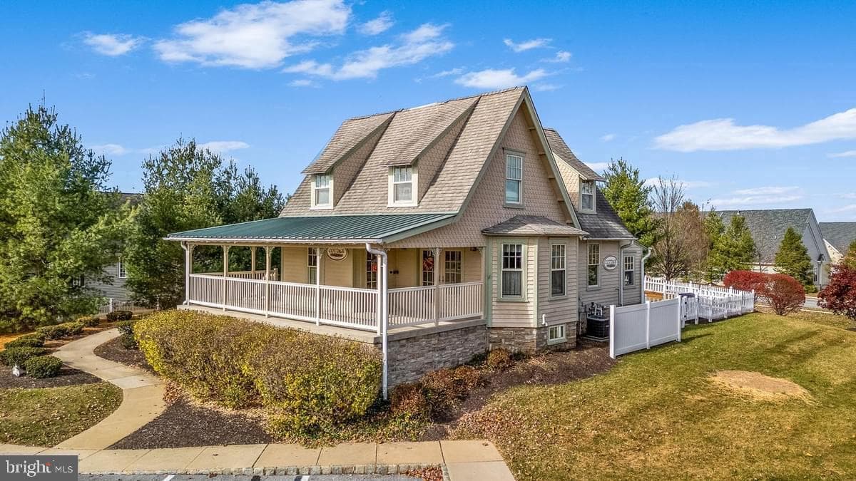 106 Lilac Court photo 50