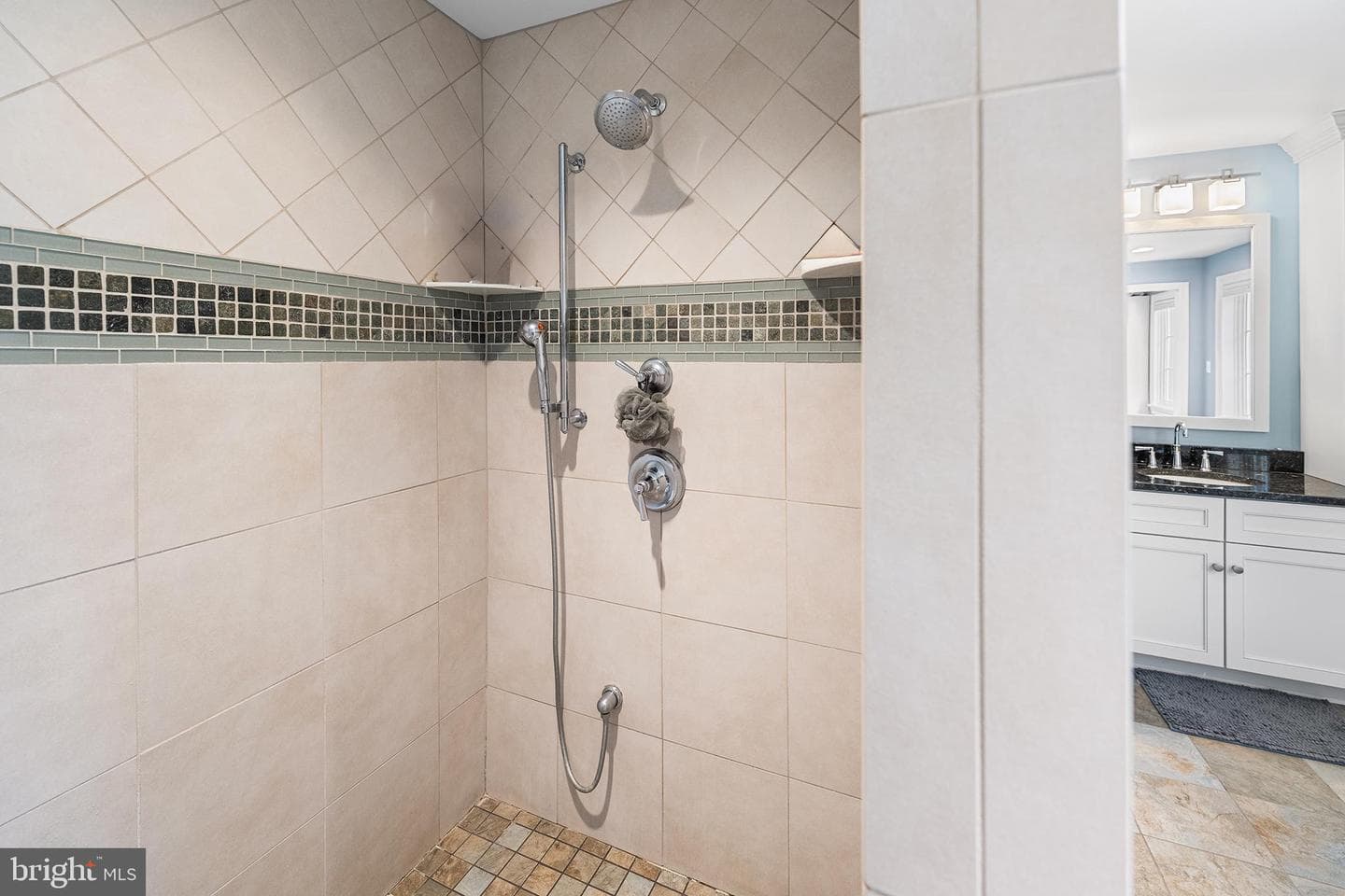 1263 Argyle Road photo 28