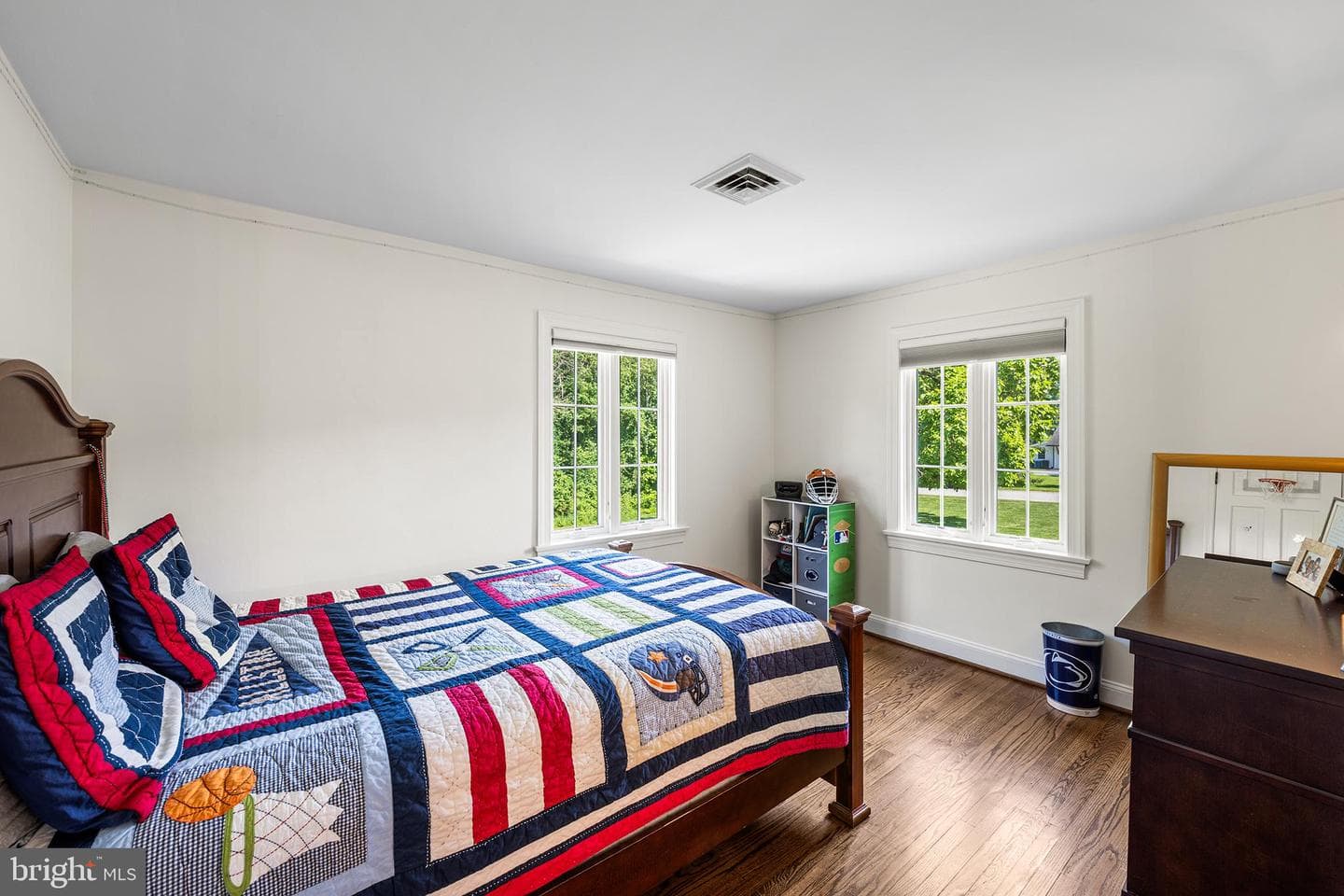 1263 Argyle Road photo 36