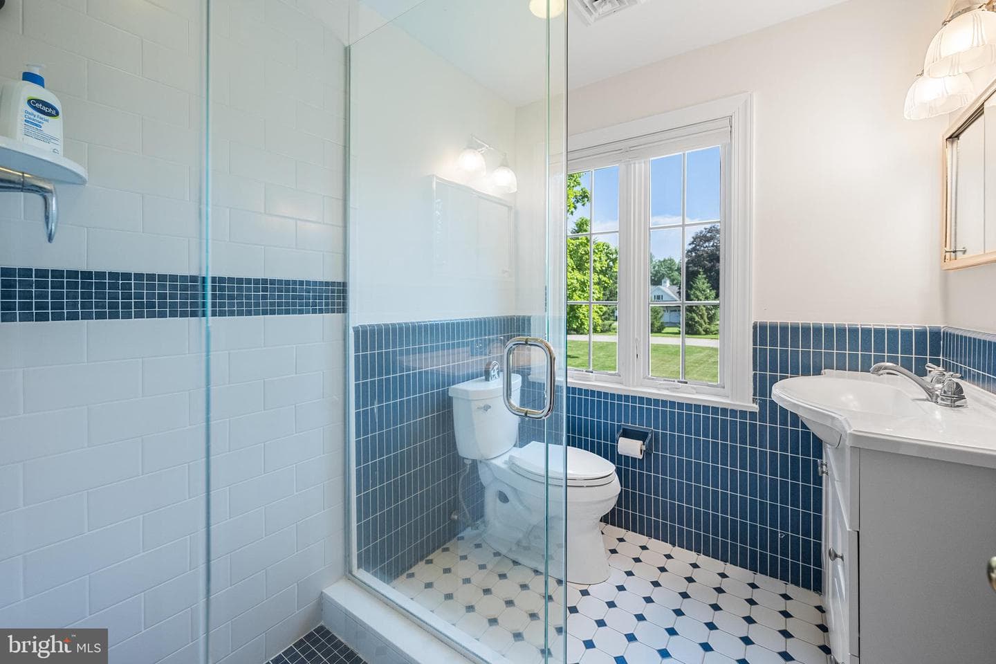 1263 Argyle Road photo 37