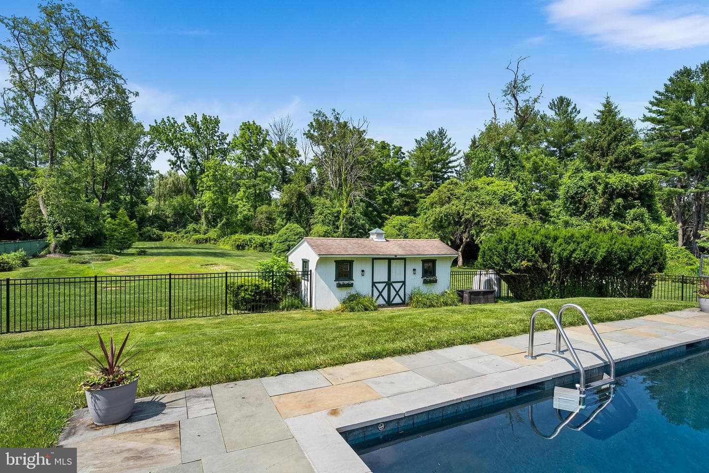 1263 Argyle Road photo 52