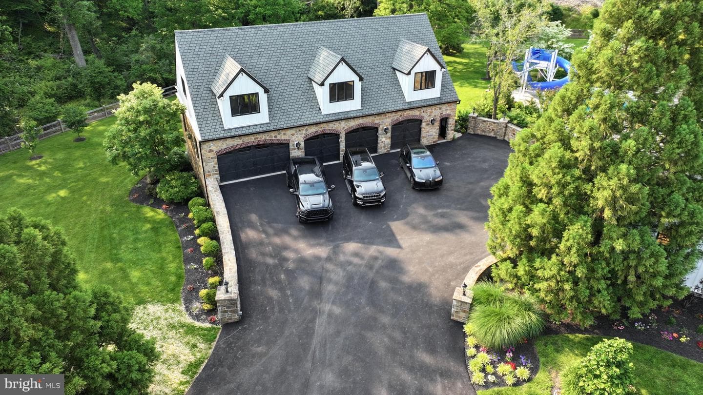 821 Burrows Run Road photo 9