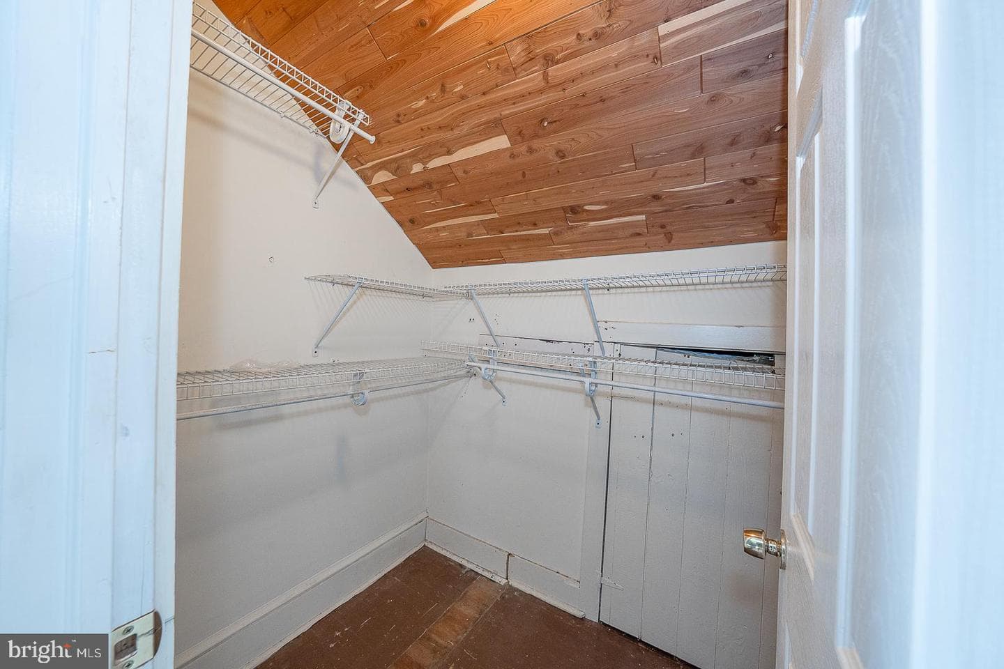 12 Summit Avenue photo 16