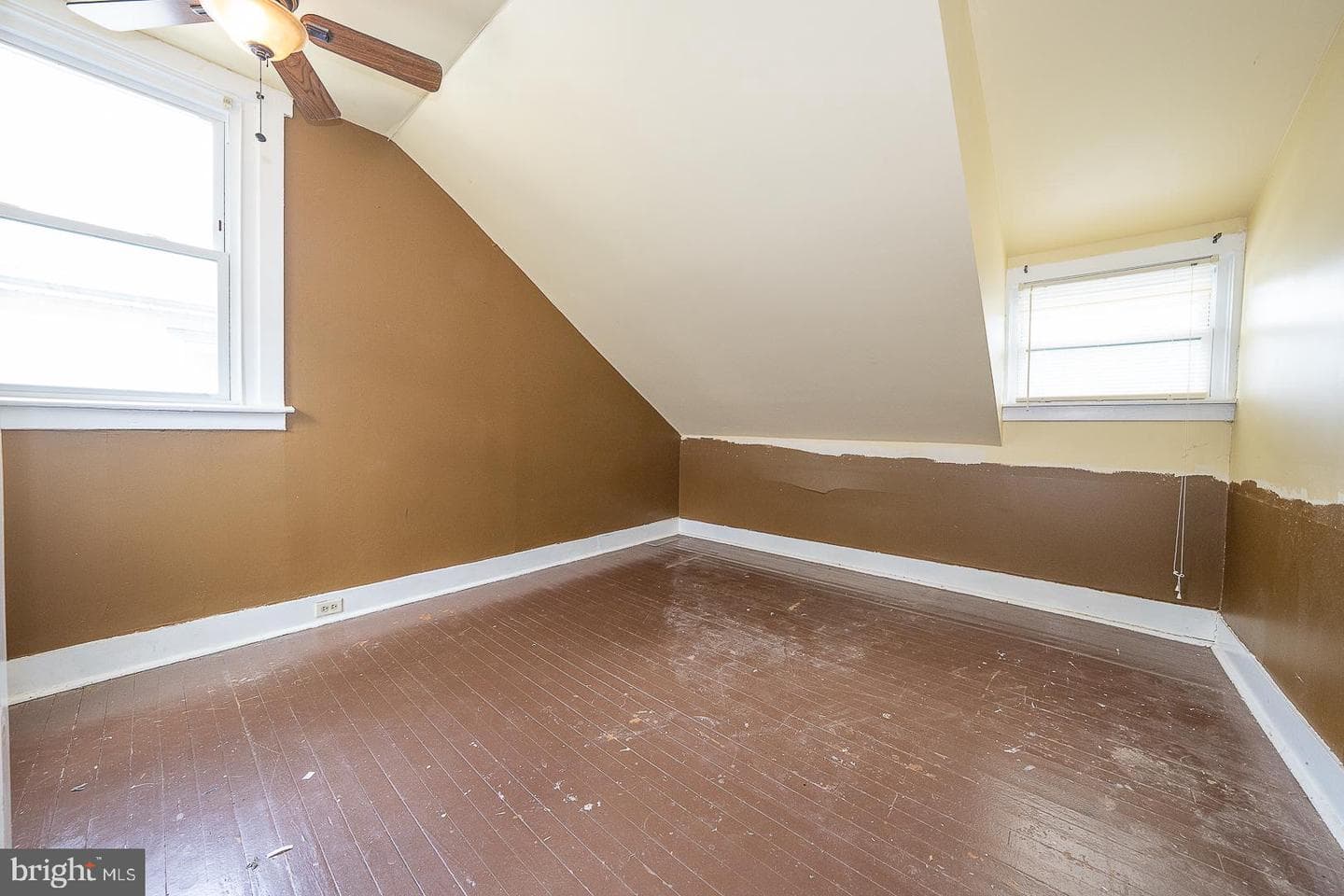 12 Summit Avenue photo 18