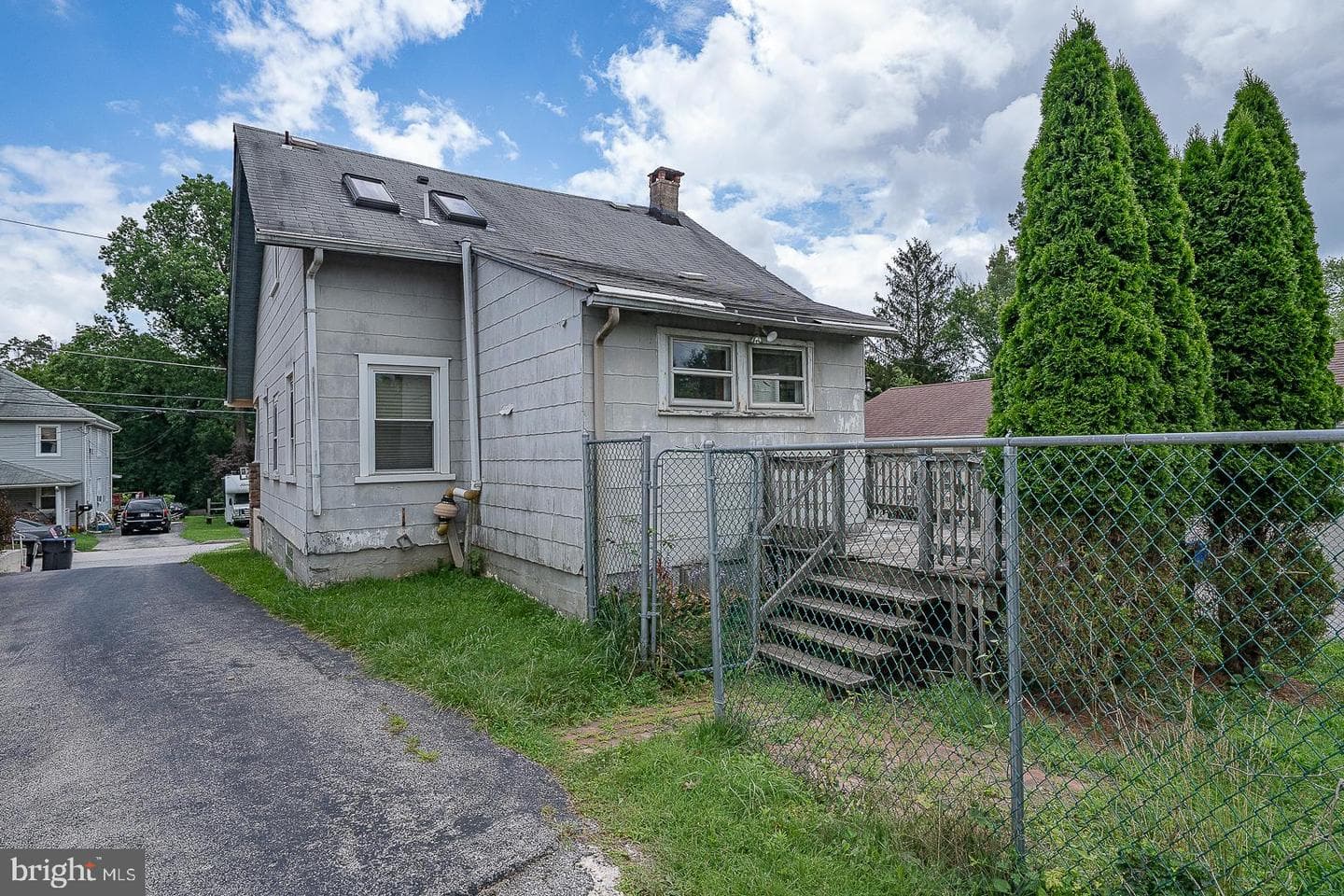 12 Summit Avenue photo 23