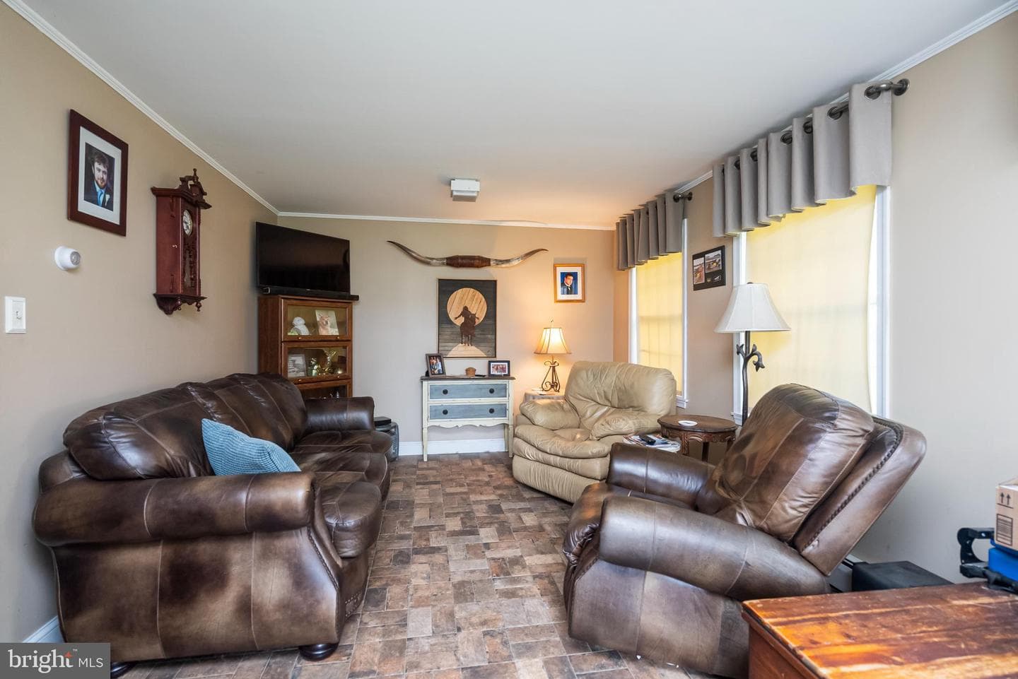 1112 W Bridge Street photo 17