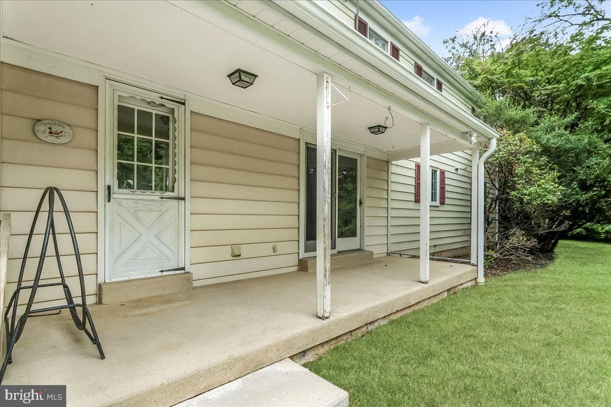 802 Bush Lane photo 33