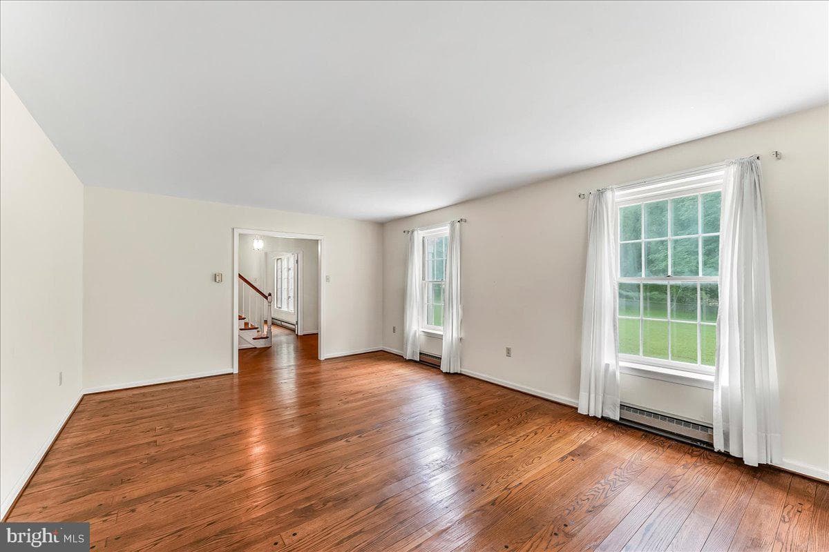 802 Bush Lane photo 7
